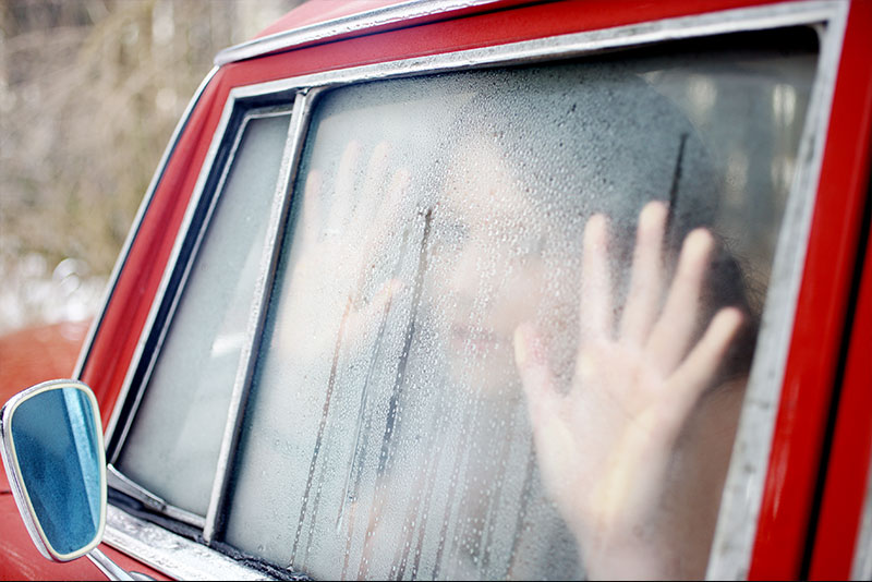 Feuchtigkeit im Auto: So bleibt der Innenraum trocken