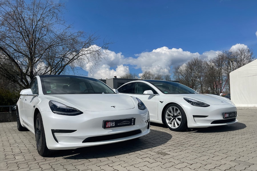  Pearl White serienmäßig von Tesla